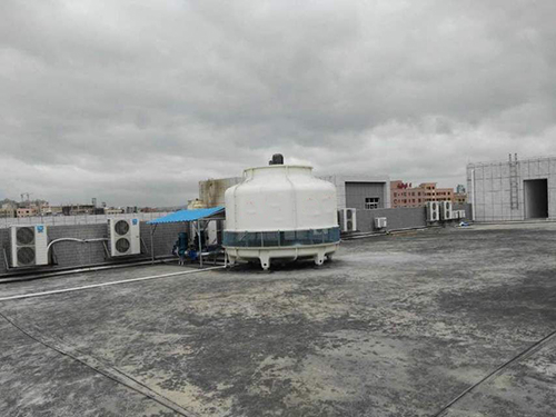 開式冷卻塔與閉式冷卻塔的性能比較