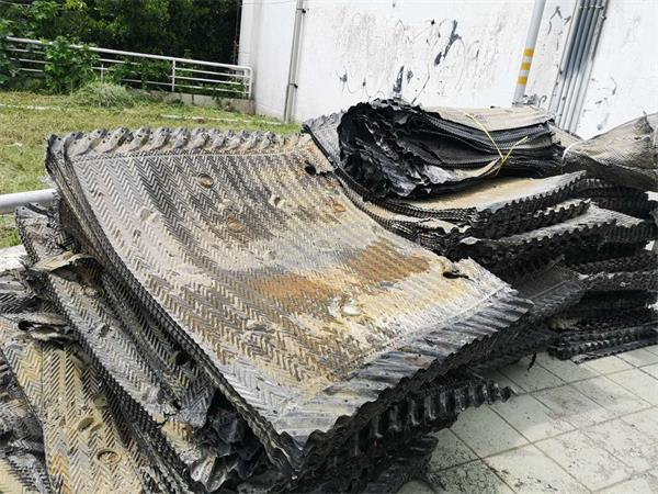 清洗冷卻塔的填料選擇那些的方法比較合適？？(冷卻塔填
