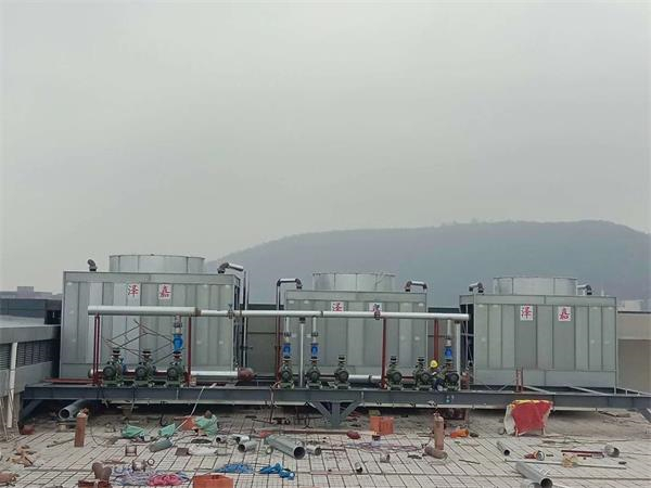 冷卻塔降溫效果取決于散熱片、風機風量(冷卻塔冬天