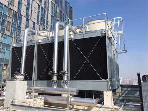 廣東冷卻塔：冷卻塔商品特性(廣東工業(yè)冷卻塔用減速機多少錢)