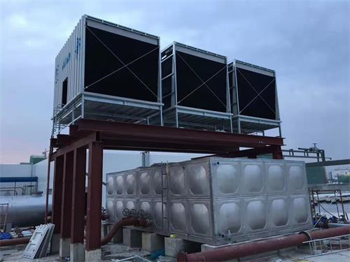 開式冷卻塔與閉式冷卻塔的性能比較