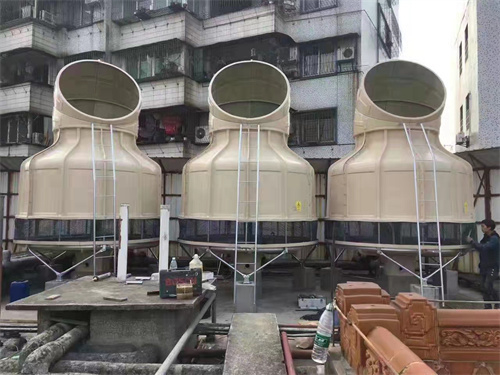 玻璃鋼冷卻塔填料的結垢清潔技巧