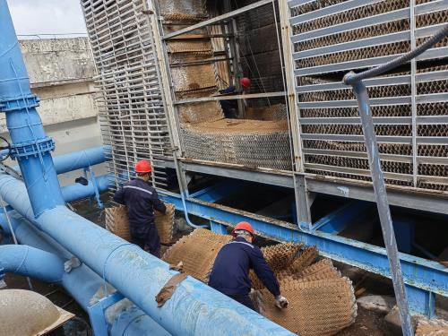 冷卻塔填料中性化清洗劑的特點(diǎn)(冷卻塔填料清洗劑)