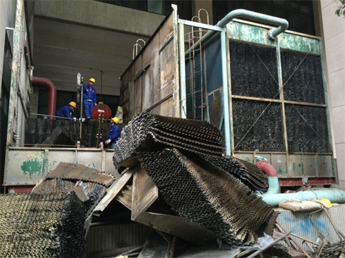 閉式冷卻塔的填料方法(閉式冷卻塔板塊填料)