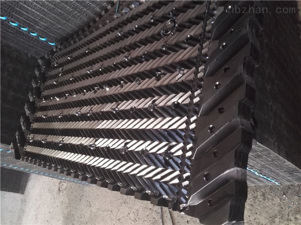 斜折波冷卻塔填料